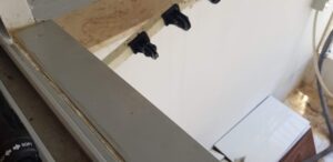 ניקוי מסתור כביסה מצואת יונים